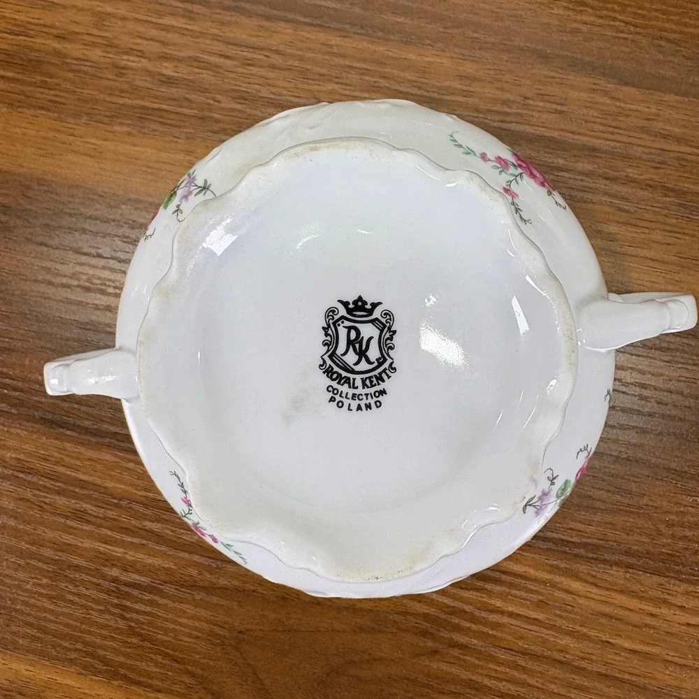 Royal Kent Collection Poland Pitcher Salt Pepper Shaker,‎ Soup Tureen Platter